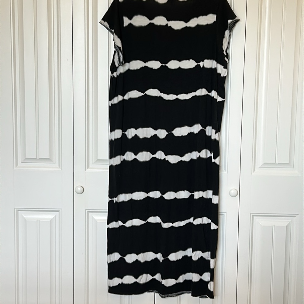 Vince Camuto Black and White Sheath Maxi Dress - Picture 4 of 4